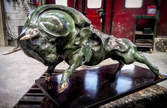 arte artist bronze bronzo milano scultura sculpture fonderiaartistica fonderia fusione design toro